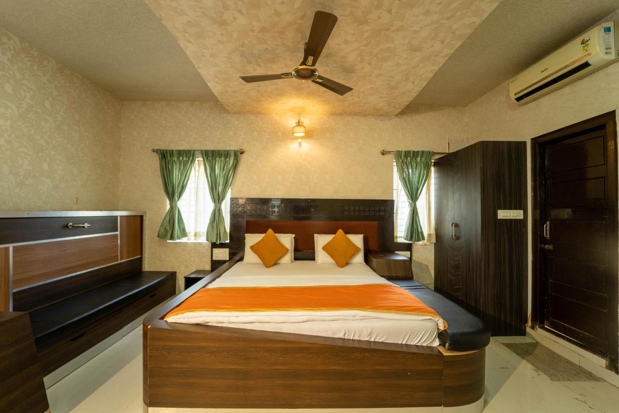 Seasons Suites Bangalore Exterior photo